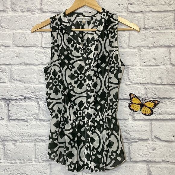 TEMPERANCE Sleeveless Peplum Blouse Size Extra Small - Picture 2 of 10